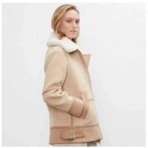 🪞 NWT Bagatelle NYC tan neutral faux fur collar front pocket long jacket coat